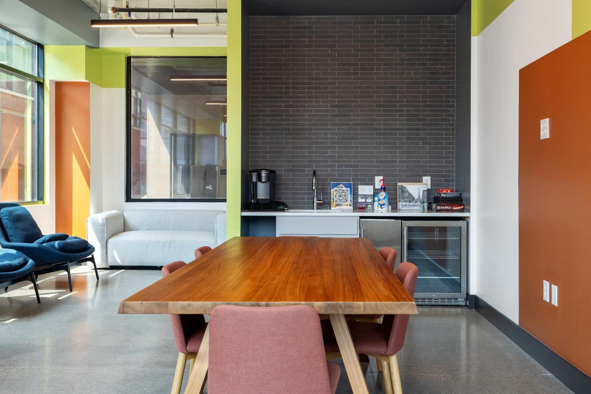 Cozysuites On Mass With Garage Parking #7 Indianapolis Bagian luar foto