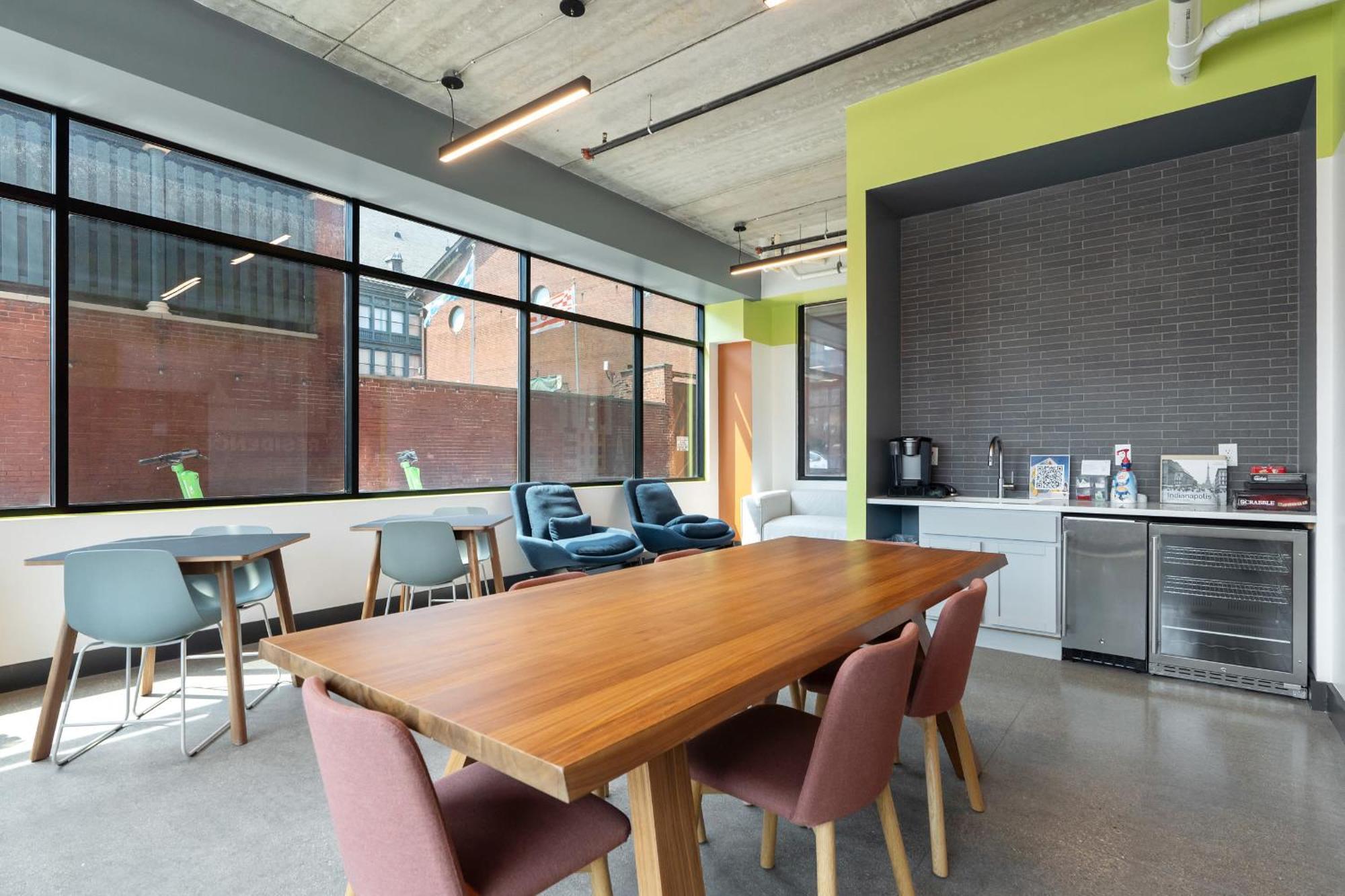 Cozysuites On Mass With Garage Parking #7 Indianapolis Bagian luar foto